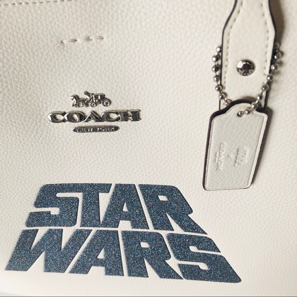 COACH STAR WARS TOWN TOTE & WRISTLET LAST DAY !!! - Picture 8 of 8